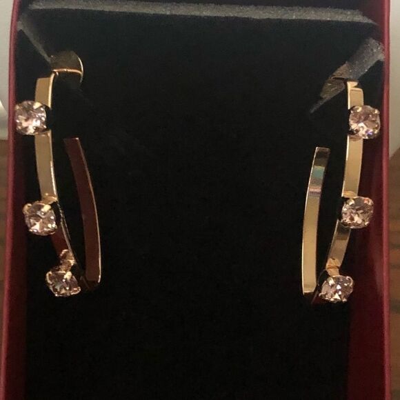 Swarovski AuthenticCrystalsRoseGoldPlated earrings   - Picture 5 of 11